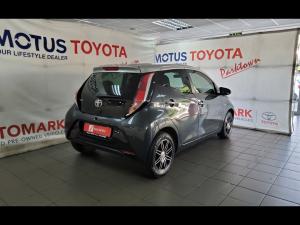 Toyota Aygo 1.0 X-Play - Image 2