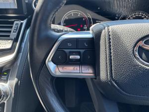 Toyota Land Cruiser 300 3.3D GR-Sport - Image 9