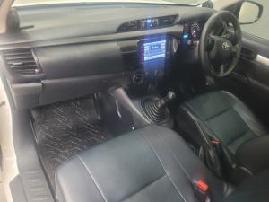Toyota Hilux 2.0 VvtiP/U Single Cab - Image 6