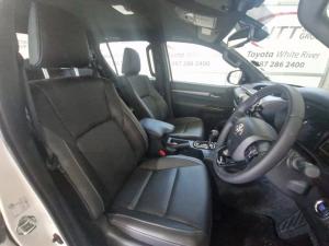 Toyota Hilux 2.8 GD-6 RB Legend RS automaticD/C - Image 12