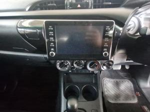 Toyota Hilux 2.4 GD-6 Raider 4X4 automaticD/C - Image 13