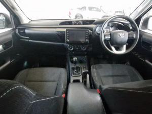 Toyota Hilux 2.4 GD-6 Raider 4X4 automaticD/C - Image 6