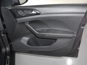 Volkswagen T-CROSS 1.0 TSI R-LINE DSG - Image 15