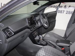 Volkswagen T-CROSS 1.0 TSI R-LINE DSG - Image 18