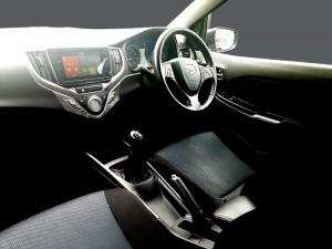 Toyota Starlet 1.4 XR - Image 7