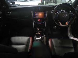 Toyota Fortuner 2.8GD-6 VX automatic - Image 10