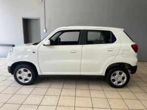 Suzuki S-Presso 1.0 GL manual - Image 2