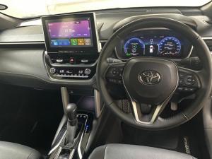 Toyota Corolla Cross 1.8 HEV XR - Image 12