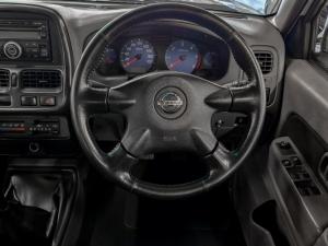 Nissan NP300 Hardbody 2.5TDi double cab Hi-rider - Image 12