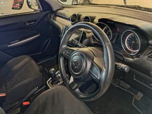 Suzuki Swift 1.2 GLX auto - Image 2
