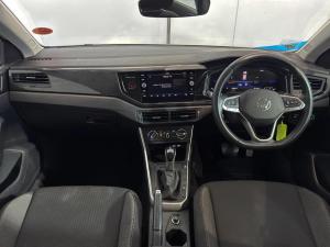 Volkswagen Polo hatch 1.0TSI Life auto - Image 11