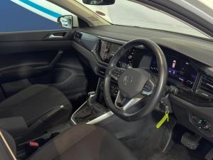 Volkswagen Polo hatch 1.0TSI Life auto - Image 18