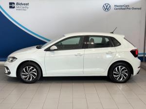 Volkswagen Polo hatch 1.0TSI Life auto - Image 7