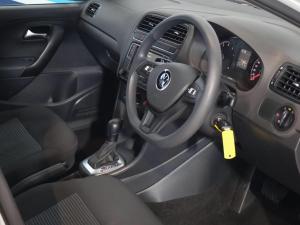 Volkswagen Polo Vivo hatch 1.6 Comfortline auto - Image 19