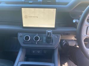 Land Rover Defender 130 D300 X-Dynamic HSE - Image 17