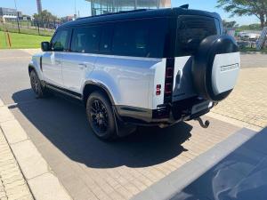 Land Rover Defender 130 D300 X-Dynamic HSE - Image 6