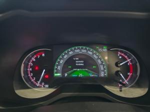 Toyota RAV4 2.0 VX - Image 14