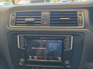 Volkswagen Jetta 1.4TSI Comfortline auto - Image 9