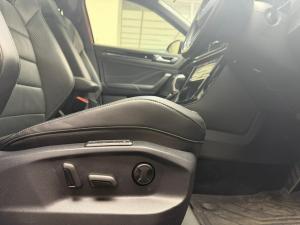 Volkswagen T-Roc 2.0TSI 4Motion R-Line - Image 18
