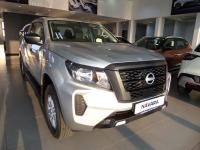 Nissan Navara 2.5DDTi double cab SE Plus auto
