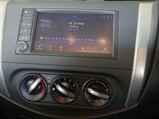 Nissan Navara 2.5DDTi double cab SE Plus auto