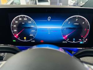 Mercedes-Benz V-Class V300d Exclusive - Image 10