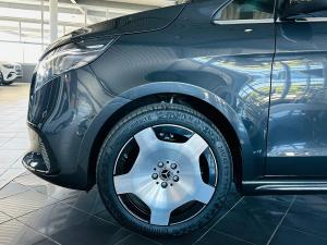 Mercedes-Benz V-Class V300d Exclusive - Image 18