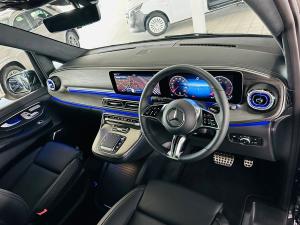 Mercedes-Benz V-Class V300d Exclusive - Image 4