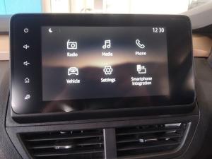 Renault Kiger 1.0 Turbo Zen - Image 14