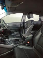 Hyundai Tucson 2.0 Premium auto - Image 11
