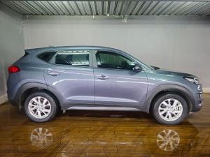 Hyundai Tucson 2.0 Premium auto - Image 4