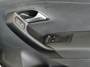 Volkswagen Polo Vivo hatch 1.4 Life - Image 17