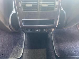 Land Rover Range Rover Sport SE SDV6 - Image 23
