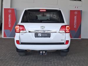 Toyota Land Cruiser 200 4.5D-4D V8 VX - Image 5