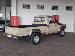 Toyota Land Cruiser 79 4.0 V6 single cab - Image 2