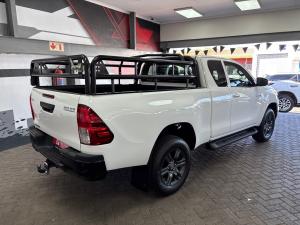 Toyota Hilux 2.4GD-6 Xtra cab Raider auto - Image 2