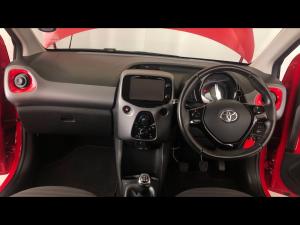 Toyota Aygo 1.0 X-Play - Image 6