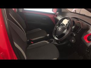 Toyota Aygo 1.0 X-Play - Image 10