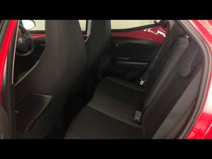 Toyota Aygo 1.0 X-Play - Image 11