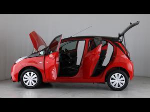 Toyota Aygo 1.0 X-Play - Image 26