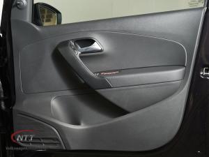 Volkswagen Polo Vivo 1.4 Life - Image 16