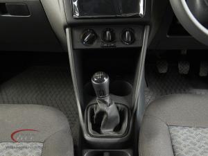 Volkswagen Polo Vivo 1.4 Life - Image 18