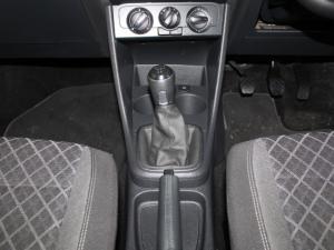 Volkswagen Polo Vivo 1.6 Style - Image 14