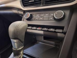 Mahindra XUV700 2.0T AX5 - Image 7