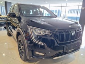 Mahindra XUV700 2.0T AX7L - Image 1