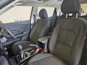 Mahindra XUV 3XO 1.2T AX5 manual - Image 5