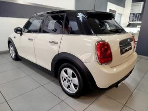 MINI Hatch One Hatch 5-door auto - Image 6