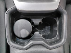 Toyota RAV4 2.0 GX auto - Image 10