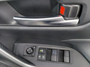 Toyota RAV4 2.0 GX auto - Image 12