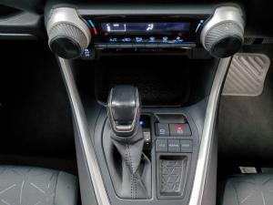 Toyota RAV4 2.0 GX auto - Image 9